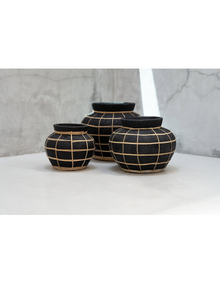 Vase Rond Hauteur 27 cm en Terre cuite Noir Raphia Naturel The Belly 