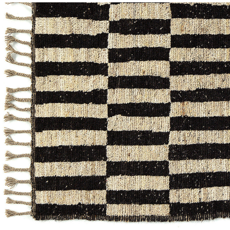 Grand Tapis Afghan ethnique chic Rectangulaire 205x306 Laine Noir Beige Avec franges Motif damier The Handwoven 