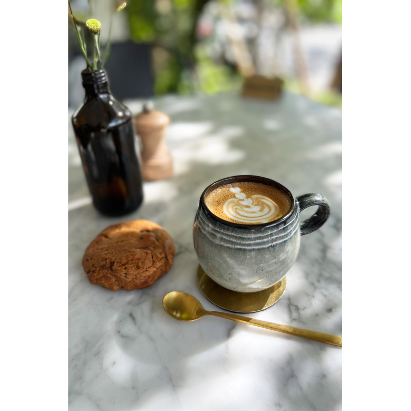 Tasse à expresso rustique chic H 6 cm Céramique Vert de gris Marron foncé Beige The Comporta 