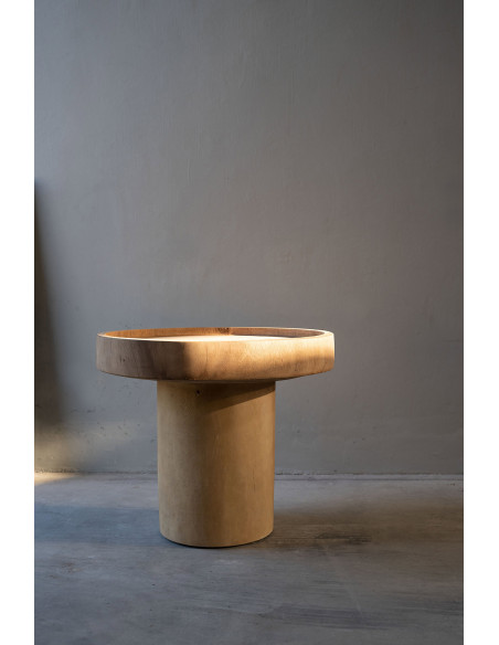 Table d'appoint moderne Ronde en Bois de suar Naturel The Chimboraz 