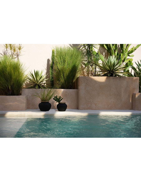 Vase Rond Hauteur 23 cm en Terre cuite Noir Raphia Naturel The Styly 