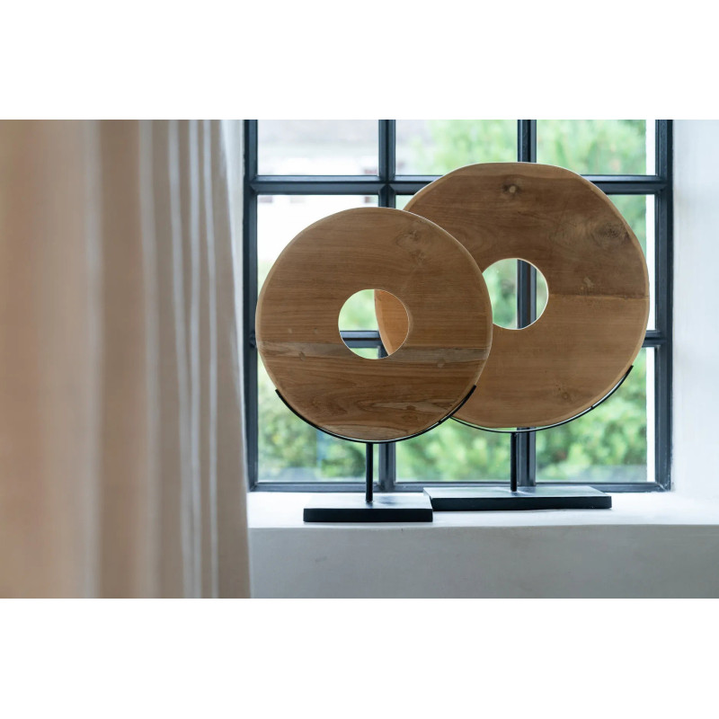 Sculpture moderne sur pied Disque Hauteur 60 cm en Bois de teck Naturel Métal Noir The Disk 