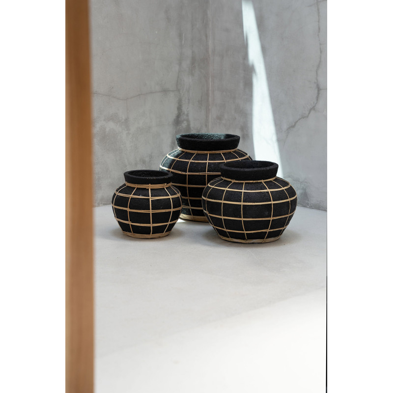 Vase Rond Hauteur 23 cm en Terre cuite Noir Raphia Naturel The Belly 
