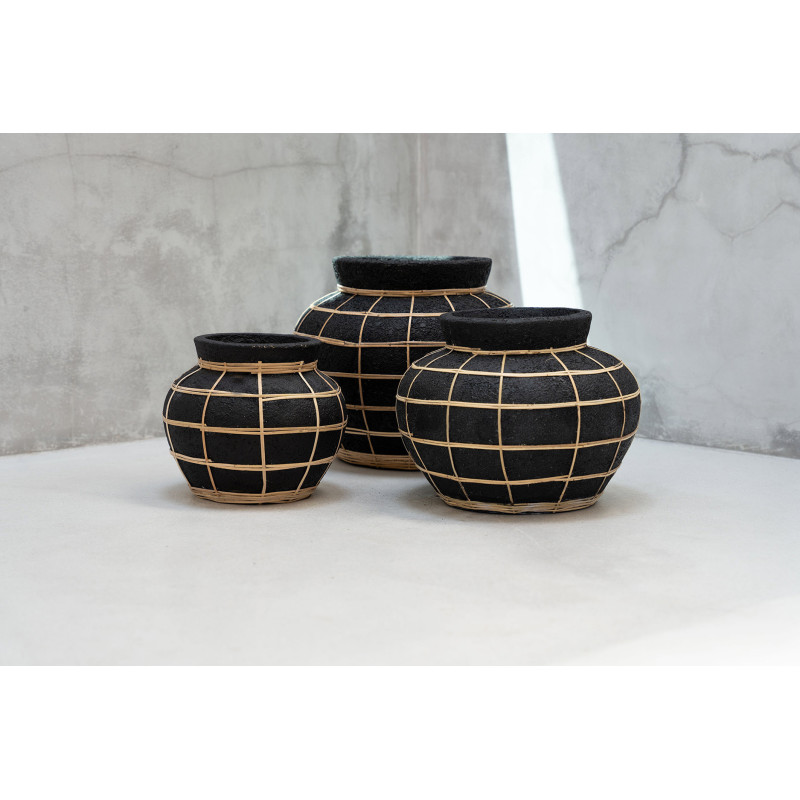Vase Rond Hauteur 23 cm en Terre cuite Noir Raphia Naturel The Belly 