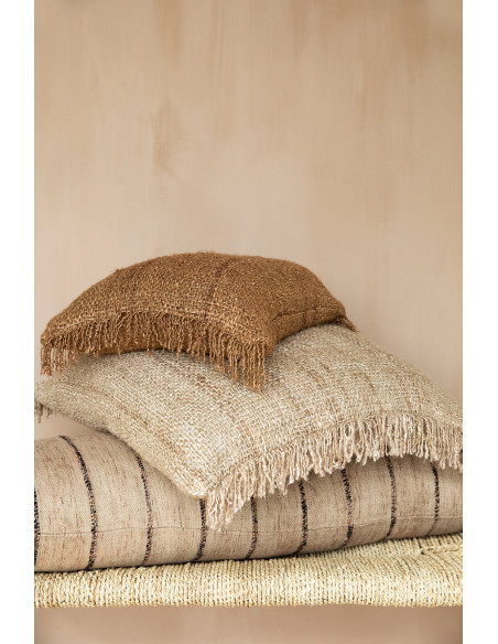 Housse de coussin Carrée 40x40 en Coton Brun avec franges The Oh My Gee 