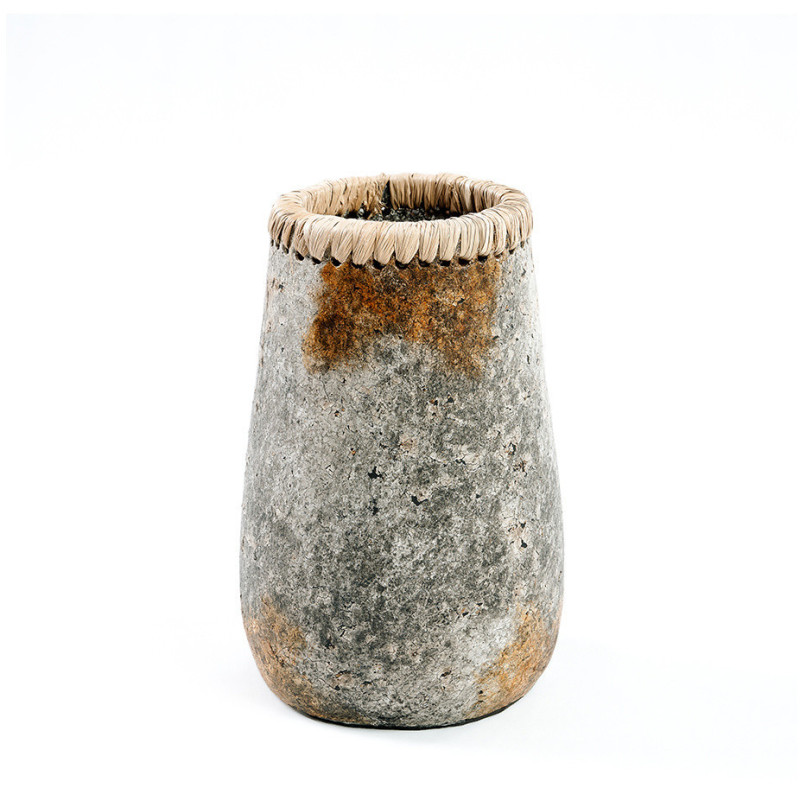 Vase Rond Hauteur 22 cm en Terre cuite Gris antique Raphia Naturel The Sneaky 
