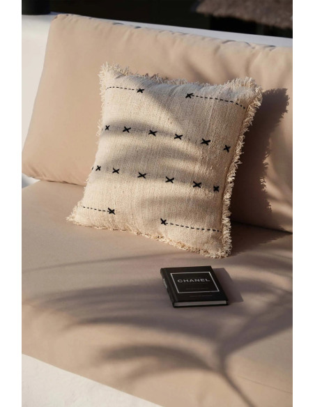 House de coussin originale Carrée 50x50 en Coton Naturel Noir Avec franges The French Kiss 