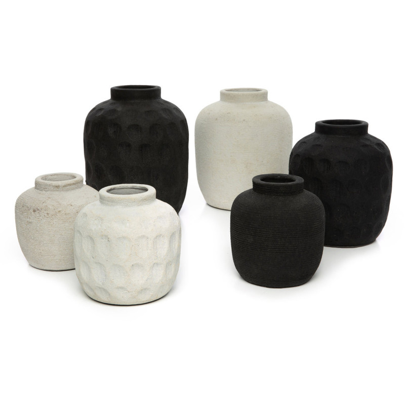 Vase Rond Hauteur 14 cm en Terre cuite Noir The Peaky 