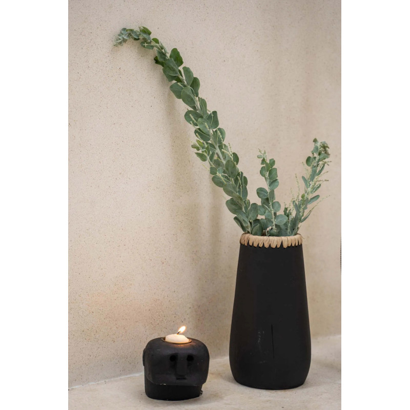 Vase Rond Hauteur 26 cm en Terre cuite Noir Raphia Naturel The Sneaky 