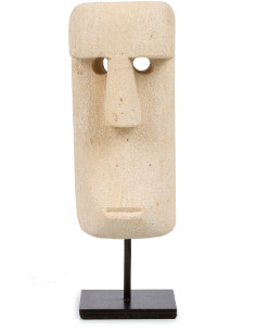 Sculpture déco primitive sur pied Hauteur 19 cm Grès Beige sable Métal Noir The Sumba Stone 
