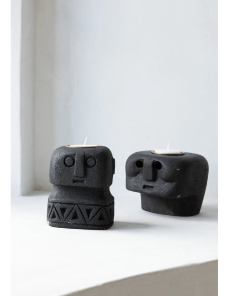 Bougeoir Personnage 8 cm en Grès Noir The Sumba Stone 
