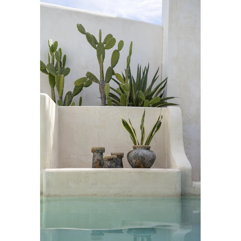 Bougeoir sur pied Rond Hauteur 20 cm en Terre cuite Gris antique Raphia Naturel The Pretty 