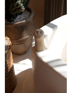 Statuette déco primitive wabi-sabi Hauteur 17 cm Grès Blanc sable The Sumba Stone 