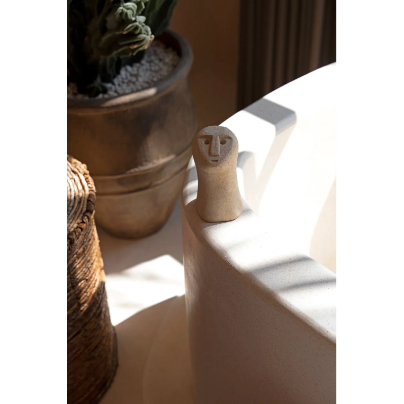 Statuette déco primitive wabi-sabi Hauteur 17 cm Grès Blanc sable The Sumba Stone 
