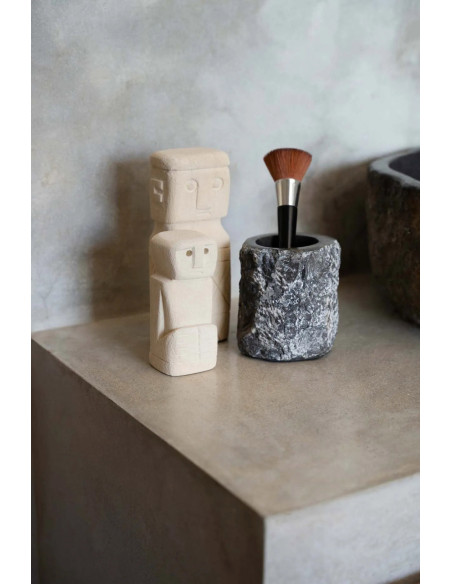 Statuette déco primitive wabi-sabi Hauteur 12 cm Grès Beige sable The Sumba Stone 