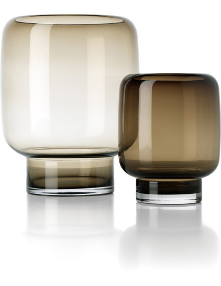 Vase design minimaliste Cylindrique H 19 cm Verre recyclé Marron foncé The Smoky Cube 