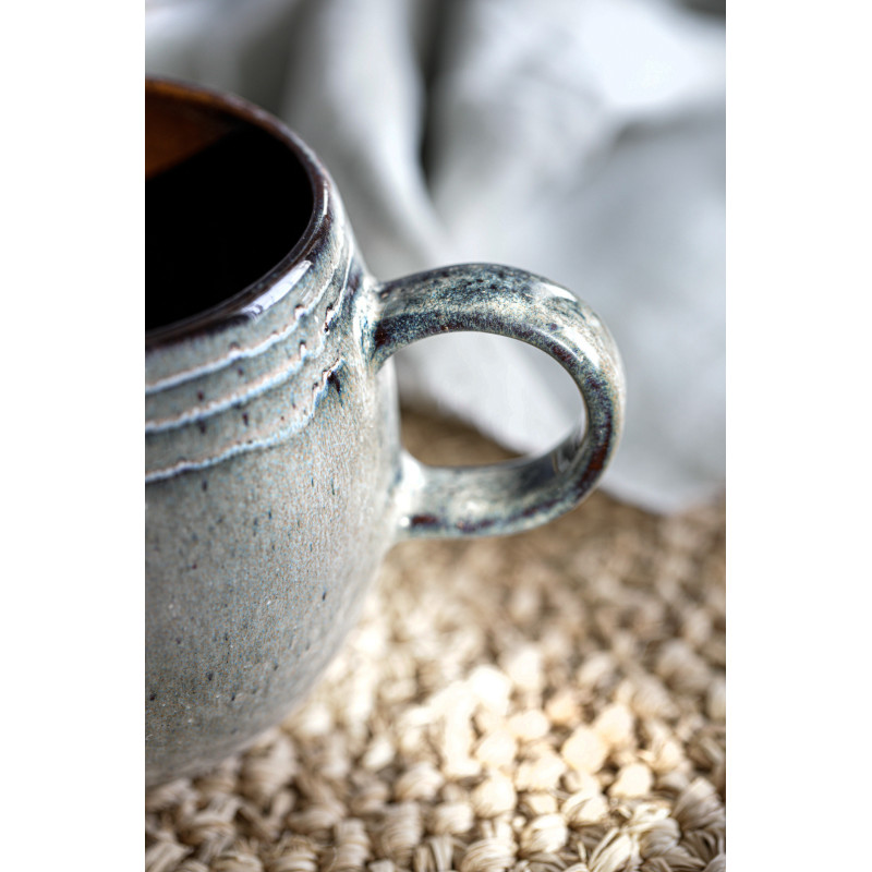 Grand Mug rustique chic H 10 cm Céramique Vert de gris Marron foncé Beige The Comporta 