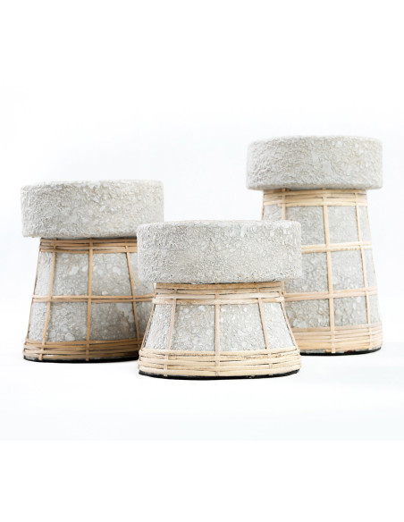 Bougeoir sur pied Rond Hauteur 16 cm en Terre cuite Gris béton Raphia Naturel The Serene 