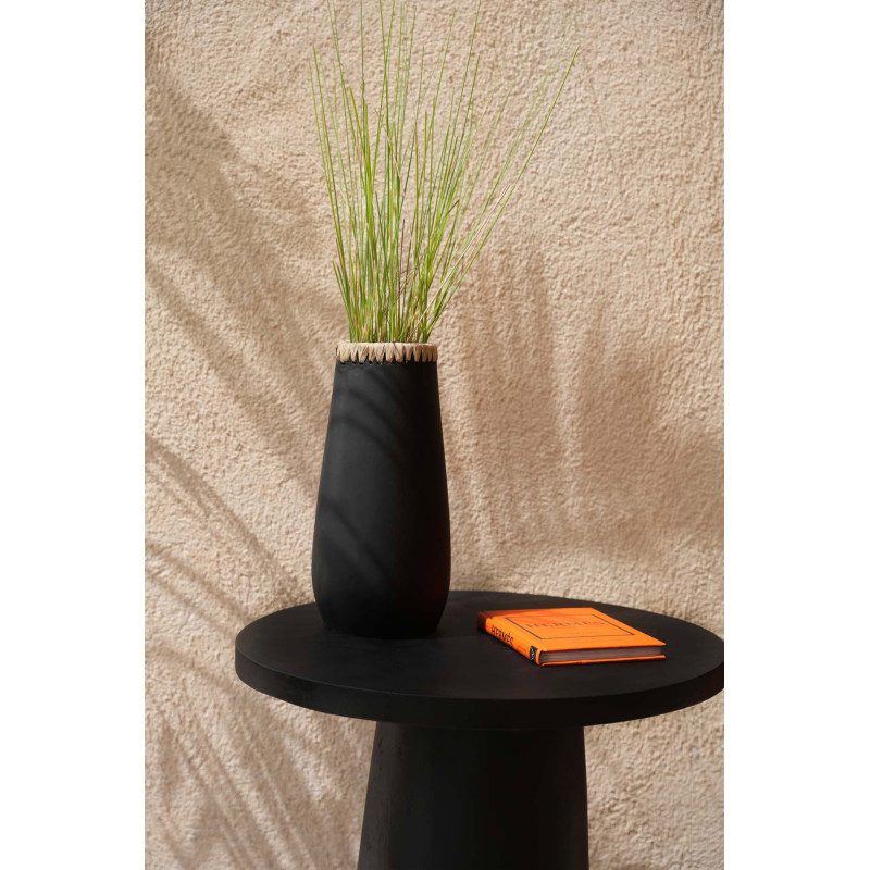 Vase Rond Hauteur 31 cm en Terre cuite Noir Raphia Naturel The Sneaky 
