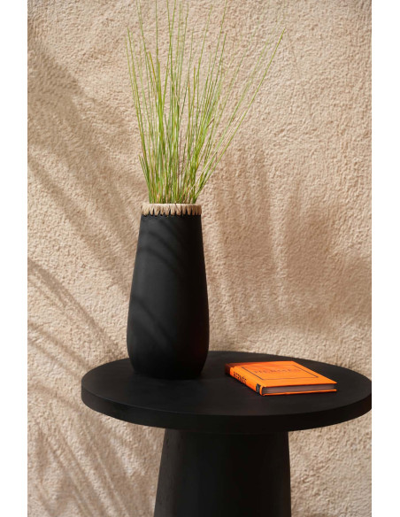 Vase Rond Hauteur 31 cm en Terre cuite Noir Raphia Naturel The Sneaky 