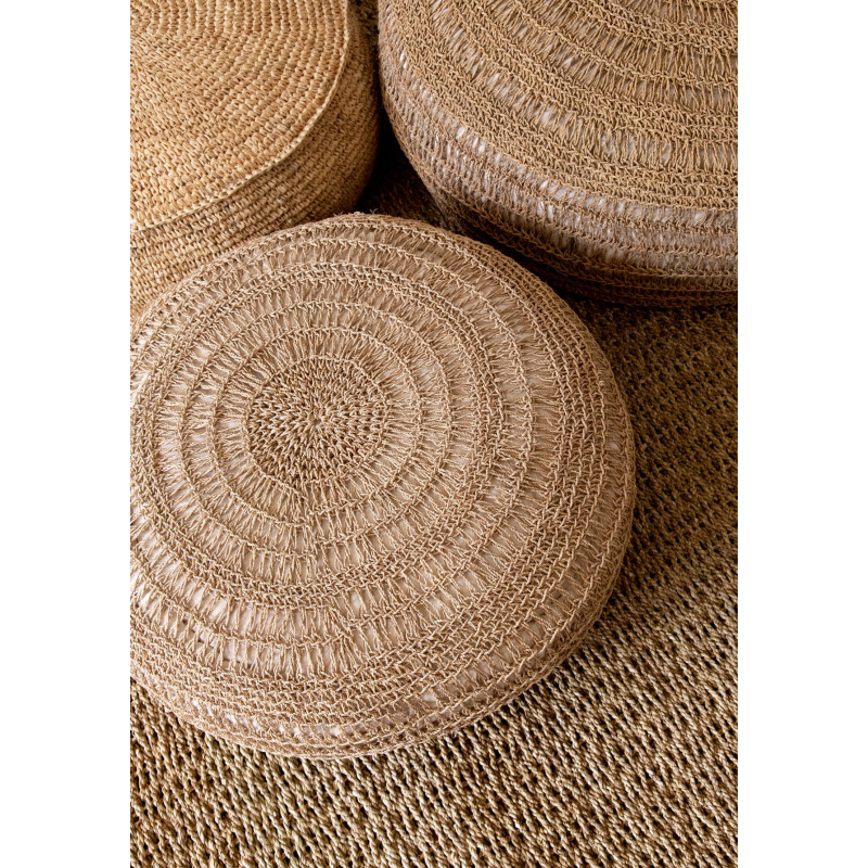 Pouf Bohème chic tressé Rond en Raphia Naturel The Raffia Flores 