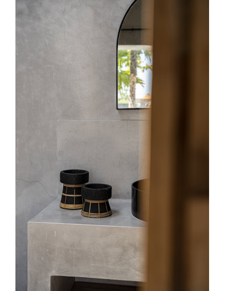 Bougeoir sur pied Rond Hauteur 16 cm en Terre cuite Noir Raphia Naturel The Serene 