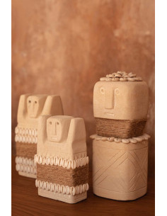 Statuette déco primitive wabi-sabi Hauteur 14 cm Grès Beige sable The Sumba Stone 