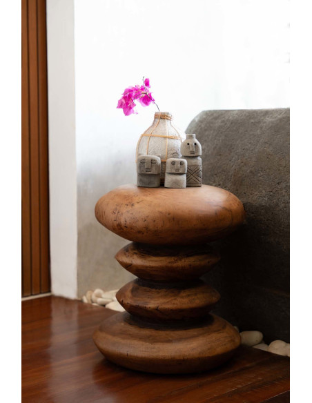 Vase Bouteille Hauteur 19 cm en Terre cuite Gris béton Raphia Naturel The Whoopy 