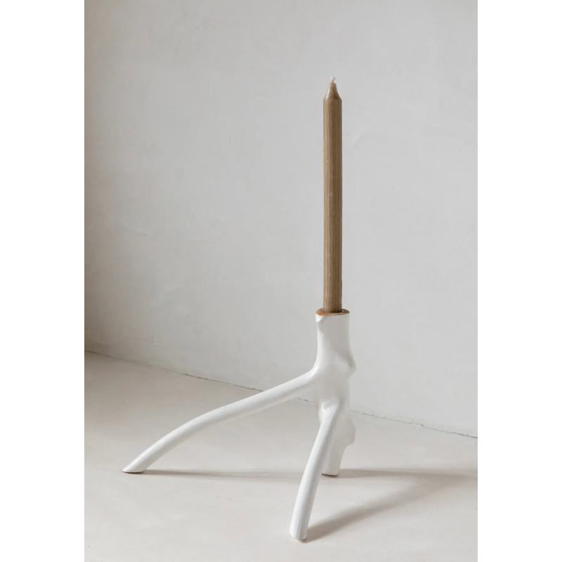 Bougeoir Original Hauteur 20 cm en Bois Blanc The Triple Twig 
