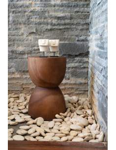 Sculpture déco primitive sur pied Hauteur 13 cm Grès Beige sable Métal Noir The Sumba Stone 