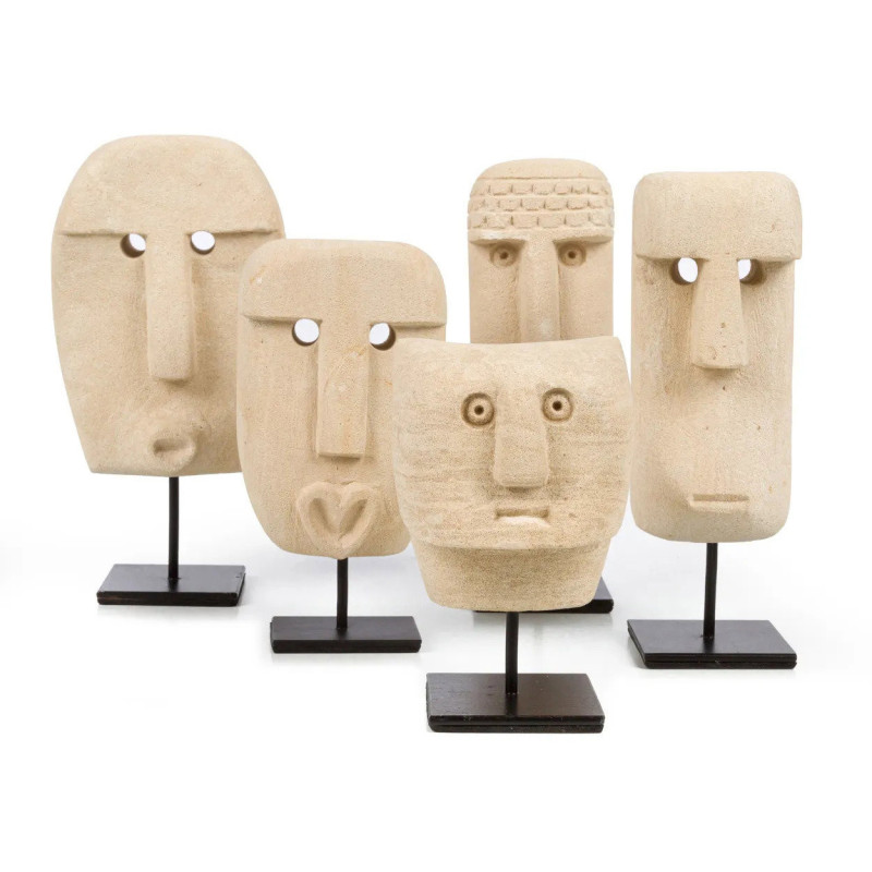 Sculpture déco primitive sur pied Hauteur 13 cm Grès Beige sable Métal Noir The Sumba Stone 