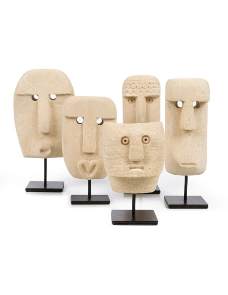 Sculpture déco primitive sur pied Hauteur 13 cm Grès Beige sable Métal Noir The Sumba Stone 