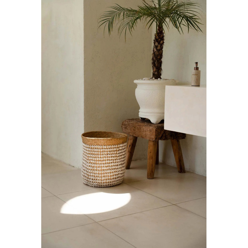 Panier de rangement bohème chic Rond 34 cm Fibre végétale Naturel Tressé Coquillage cauris The Pandan 