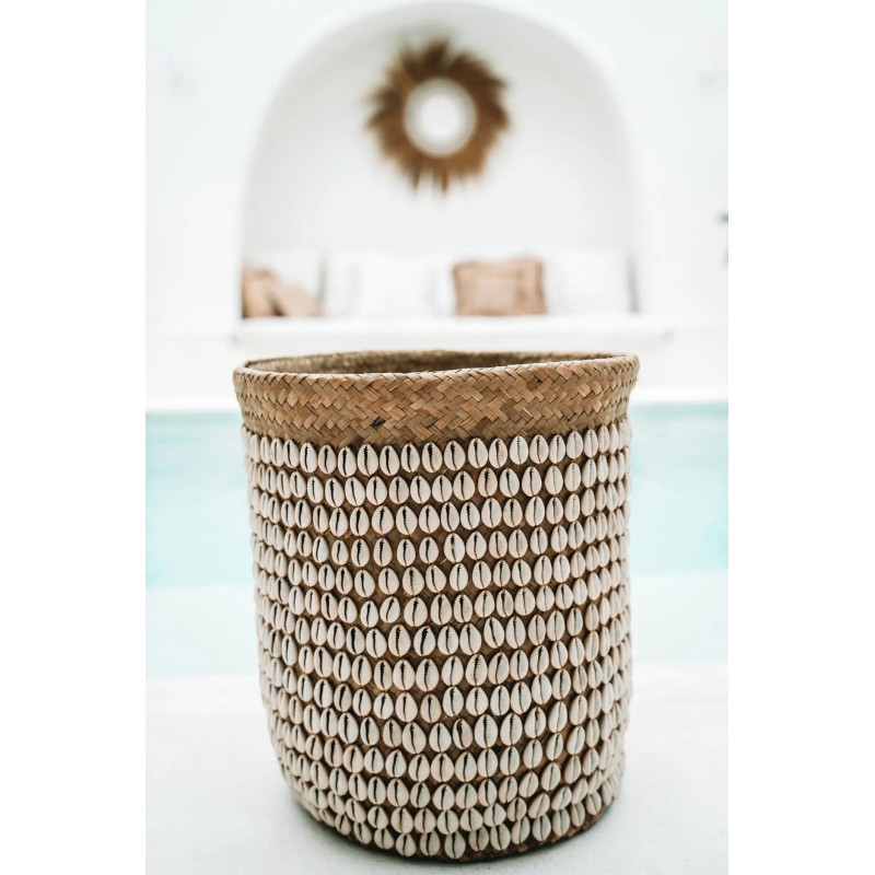 Panier de rangement bohème chic Rond 34 cm Fibre végétale Naturel Tressé Coquillage cauris The Pandan 