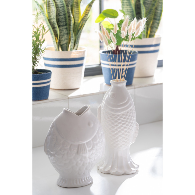 Vase poisson Nemoa en grès blanc 17,8 x 10,5 x 22,8 cm 