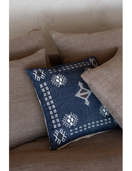 Coussin carré coton motifs ethniques bleu profond 45 x 45 cm Azmara 