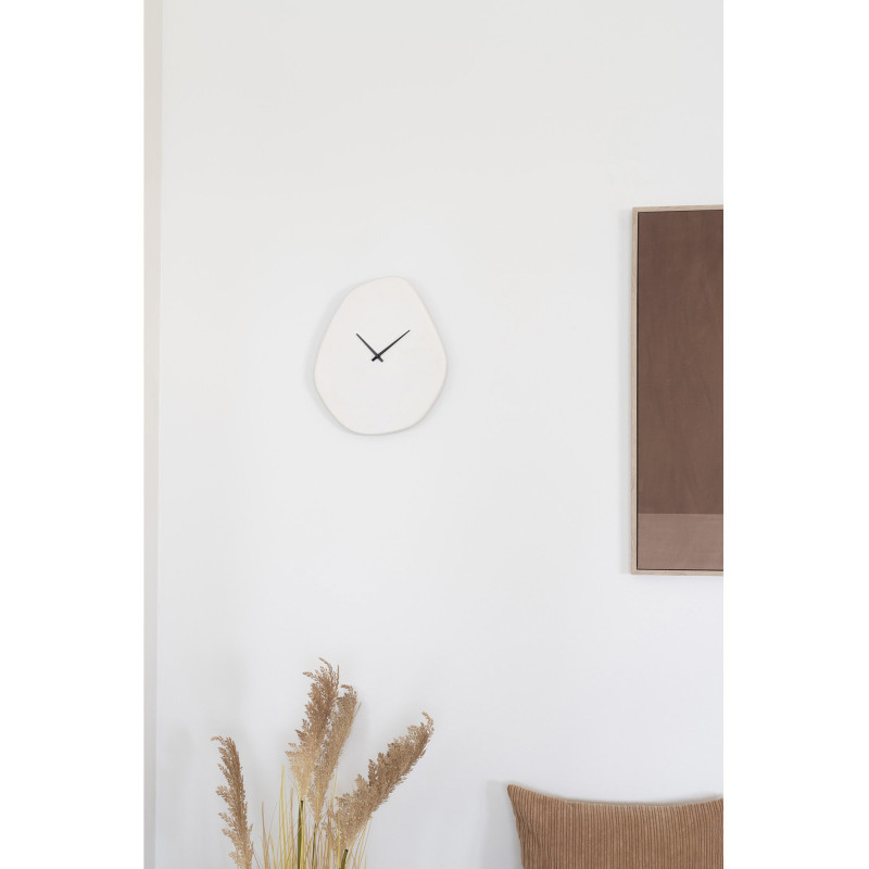 Horloge murale originale silencieuse Organique Hauteur 30 cm Ciment Blanc cassé Vienna 