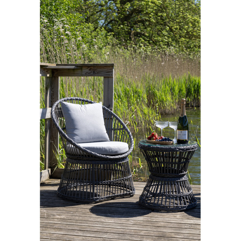 Salon de jardin moderne 2 Fauteuils 1 Table basse Rotin synthétique Métal Tissu Gris Natal 