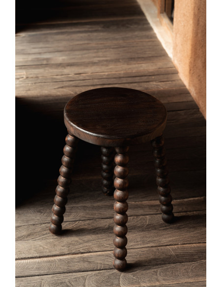 Tabouret bois noyer foncé sculpté 50 cm The Dango