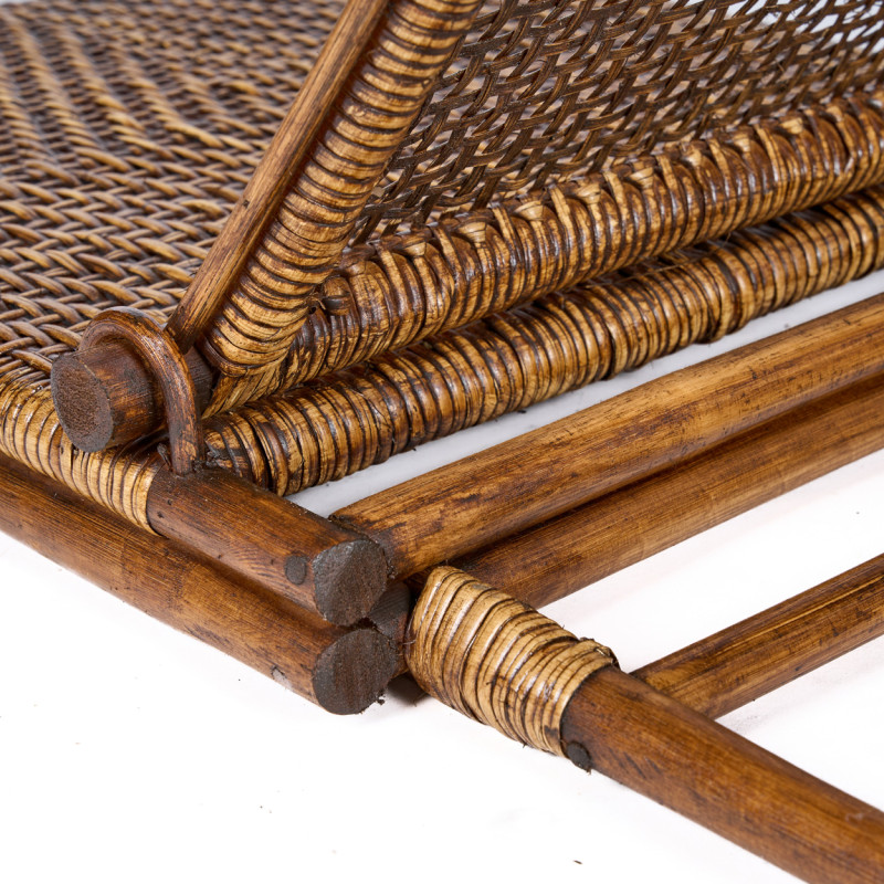 Chaise longue de sol en rotin noyer...