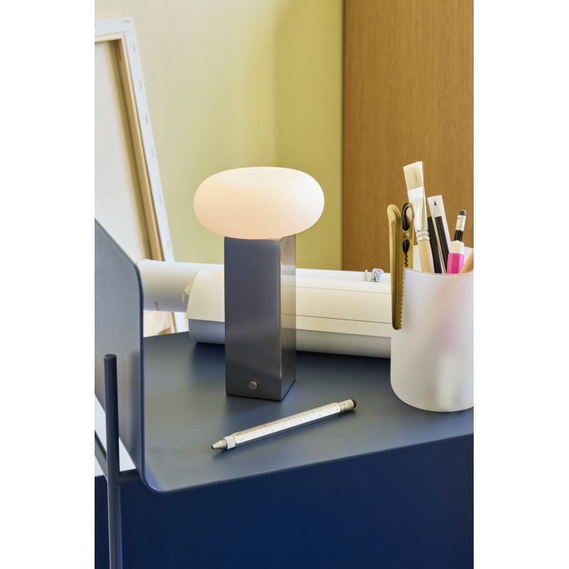 Lampe à poser LED rechargeable nickel...