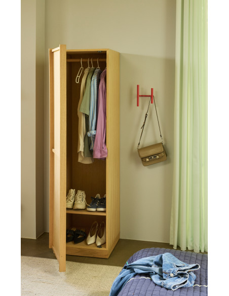 Armoire penderie étroite naturelle en MDF et chêne 50 x 55 x 181 cm Kura