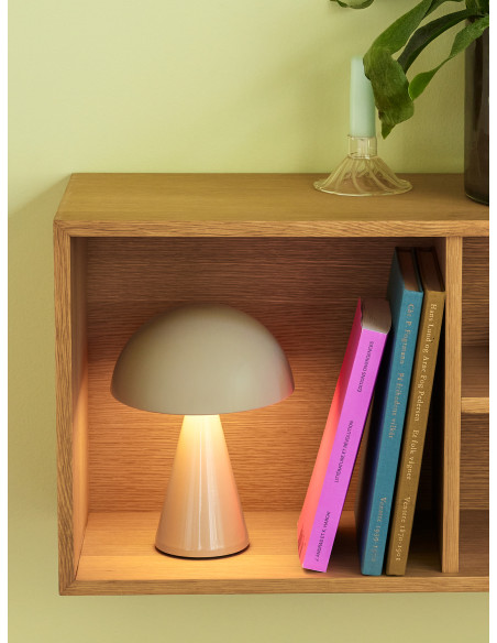 Lampe à poser LED rechargeable sable clair en fer et polycarbonate Ø 15 x H 20 cm Mush