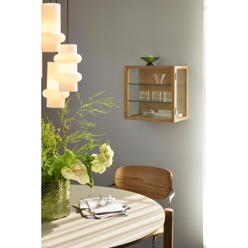 Suspension en verre et fer blanc...