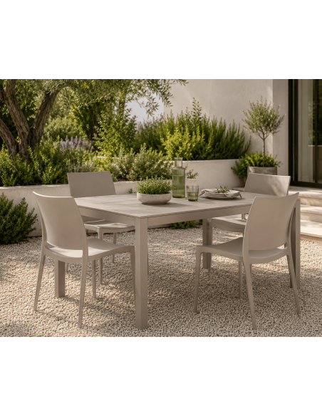 Chaise de jardin empilable taupe en polypropylène 42 x 49 x 81 cm Basli