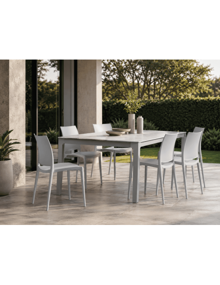 Chaise de jardin empilable gris clair en polypropylène 42 x 49 x 81 cm Basli