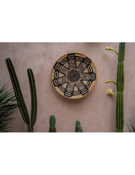 Décoration murale ronde en feuille de palmier naturel noir 70 cm The Maya