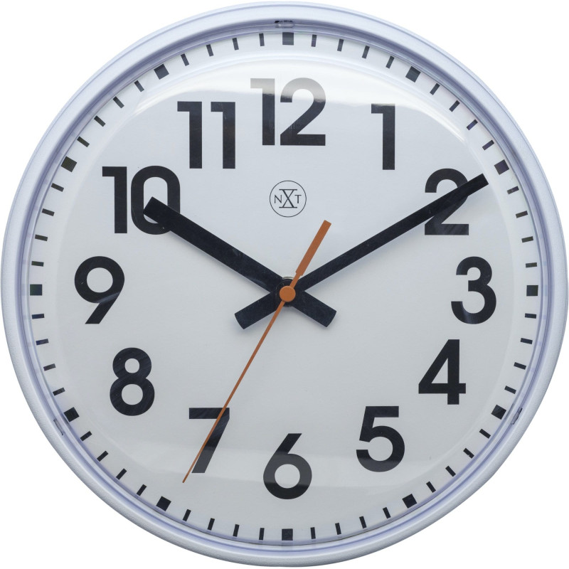 Horloge murale blanche en plastique...