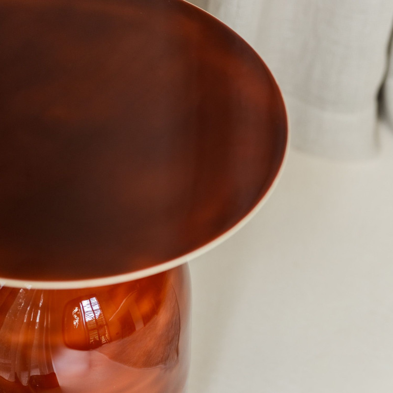 Table d’appoint ronde en fer rouge...