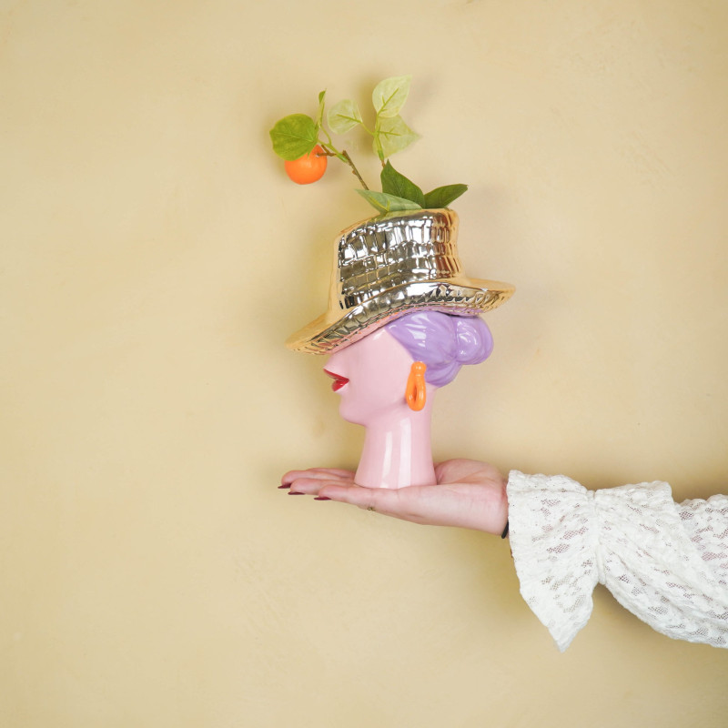 Vase tête femme chapeau cowboy en...